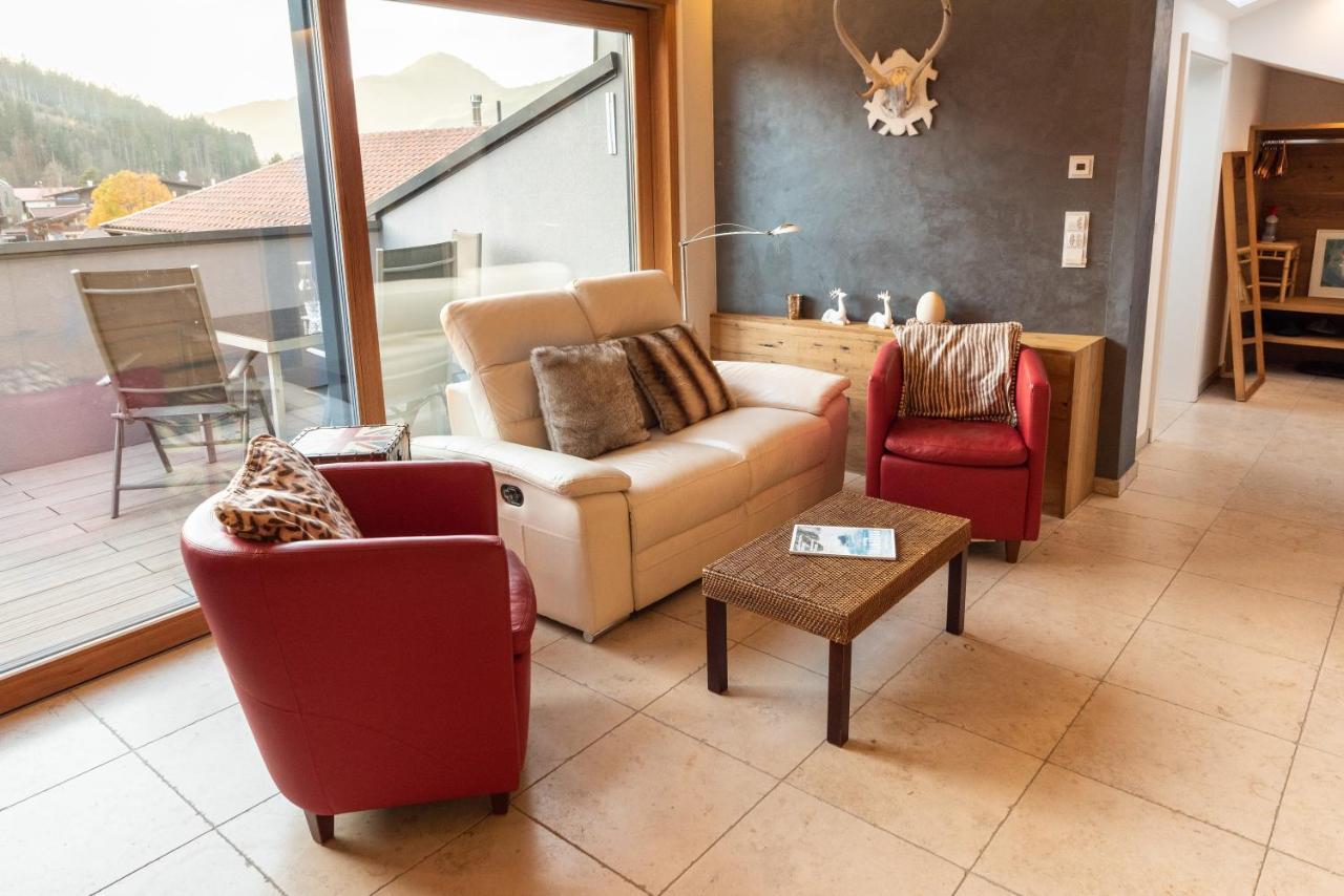 Poellmuehle Penthouse By Alpine Host Helpers Apartment Kirchberg in Tirol Exterior foto